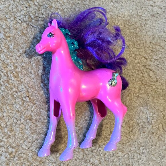 Barbie 5 Dolls, 2 Heads, Earrings, Necklace, Micro of America Horse - Picture 13 of 14